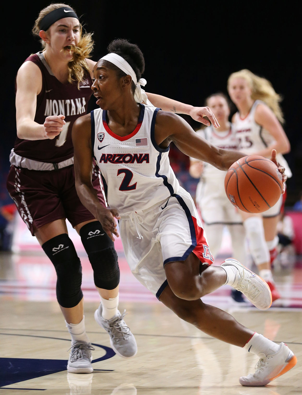 Arizona Wildcats 100, Montana Grizzlies 51